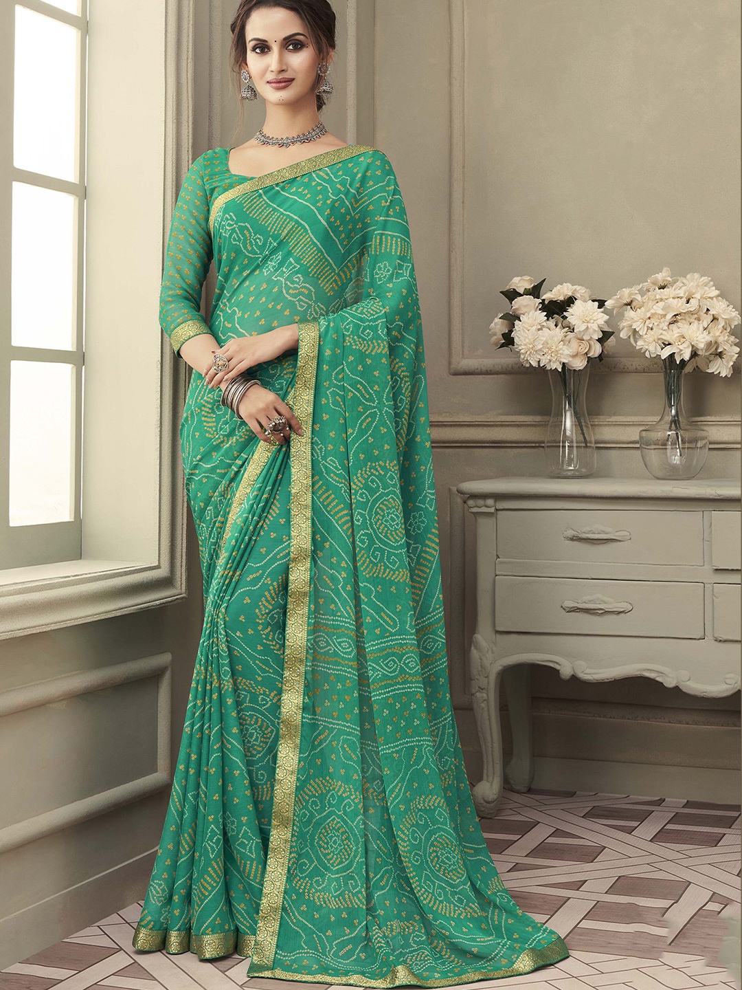 

Mitera Green & Gold Bandhani Printed Bandhani Saree
