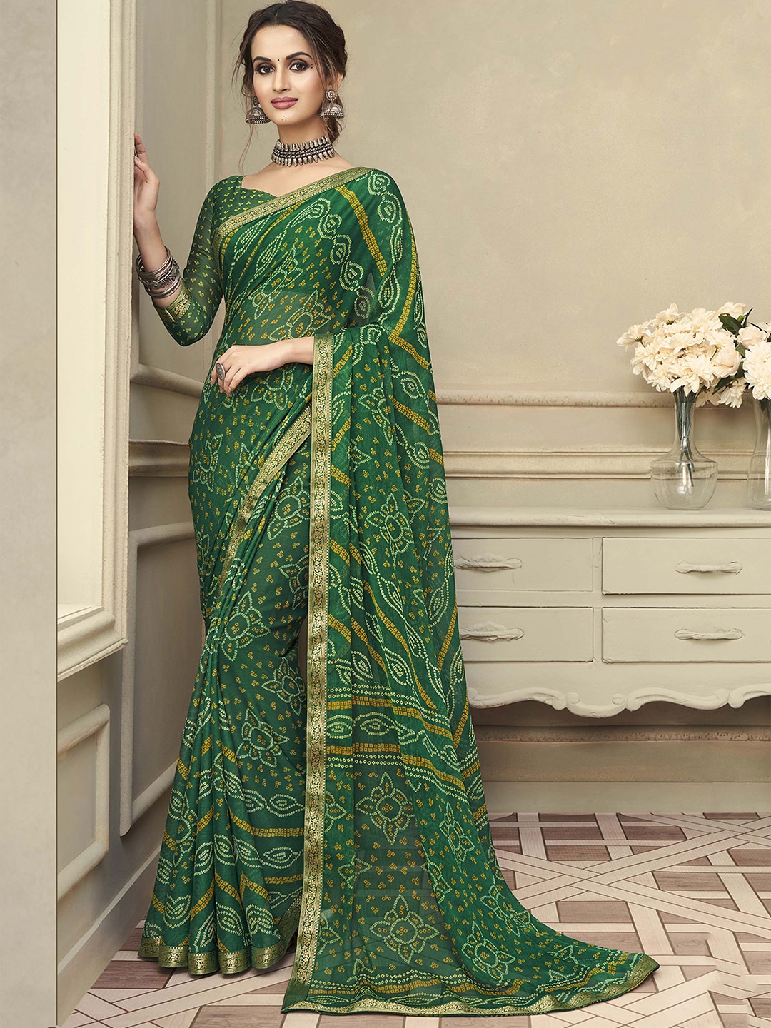 

Mitera Bandhani Printed Zari Poly Chiffon Bandhani Saree, Green