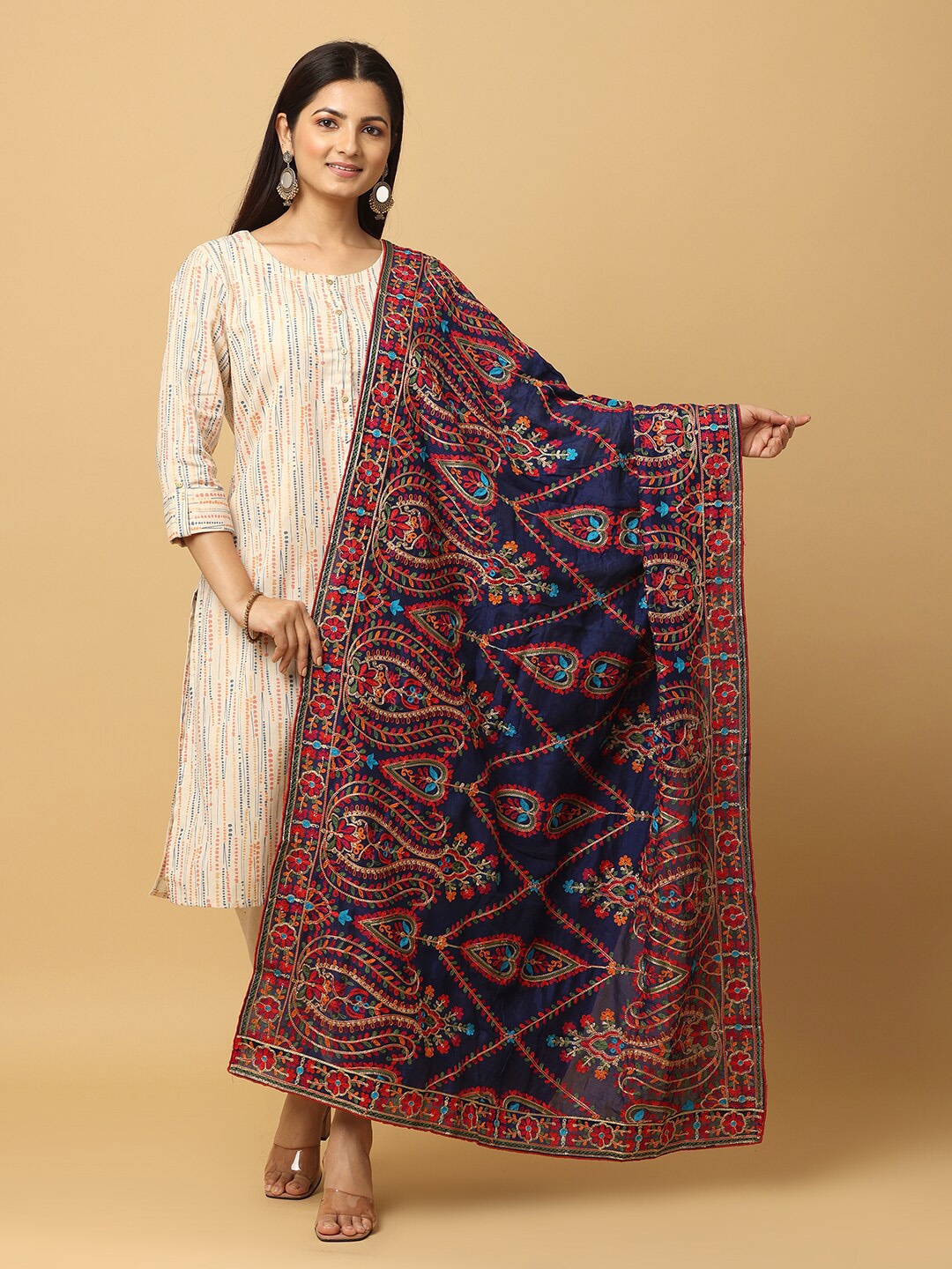 

VASTRANAND Ethnic Motifs Embroidered Dupatta with Thread Work, Navy blue