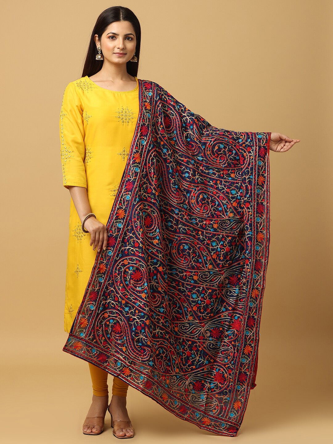 

VASTRANAND Ethnic Motifs Embroidered Dupatta With Kashmiri Thread Work, Navy blue