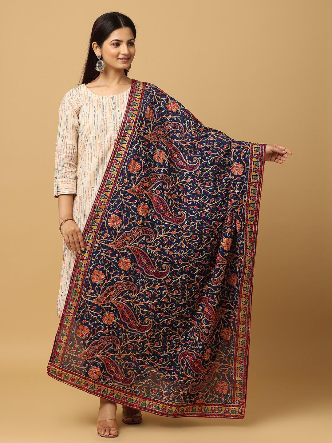 

VASTRANAND Ethnic Motifs Embroidered Dupatta, Navy blue