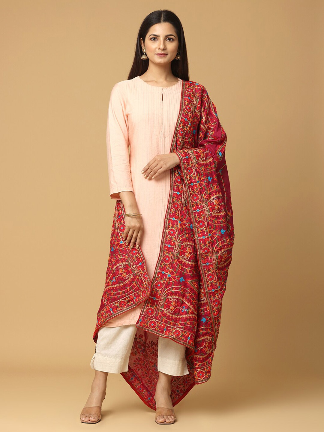 

VASTRANAND Ethnic Motifs Embroidered Dupatta, Red