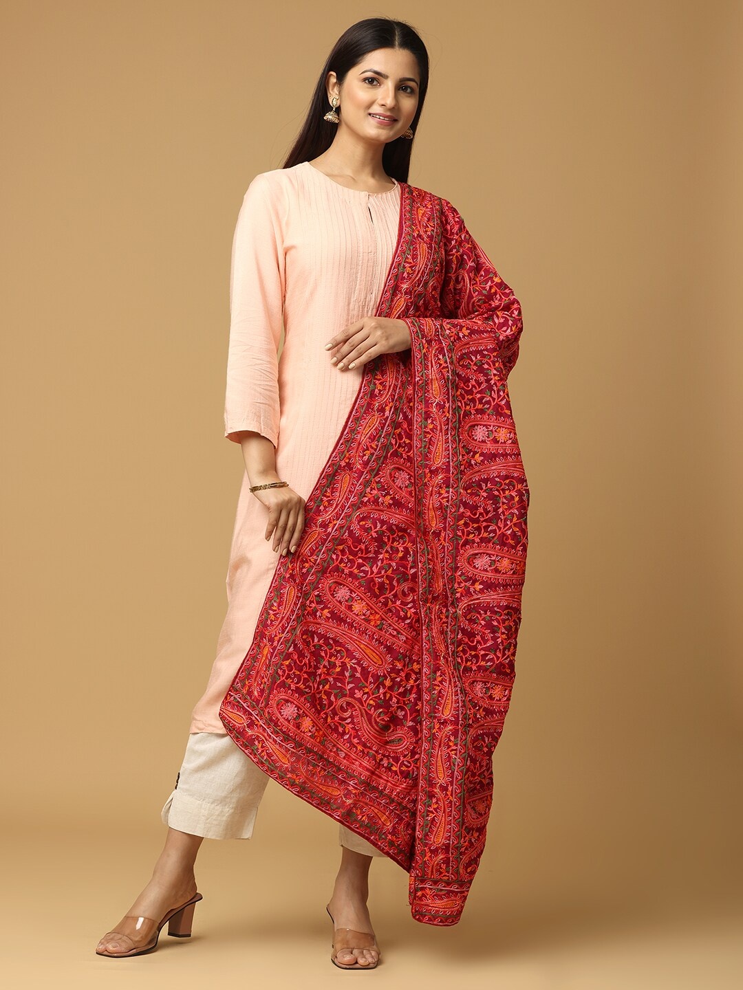 

VASTRANAND Ethnic Motifs Embroidered Dupatta With Thread Work, Burgundy