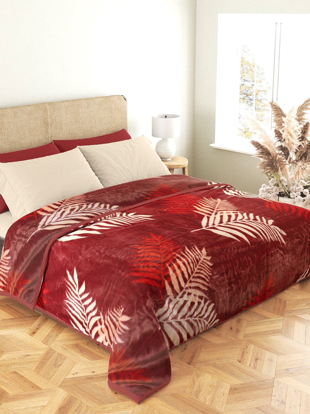 

Nivasam Red & Beige Floral Mink Mild Winter 500 GSM Double Bed Blanket