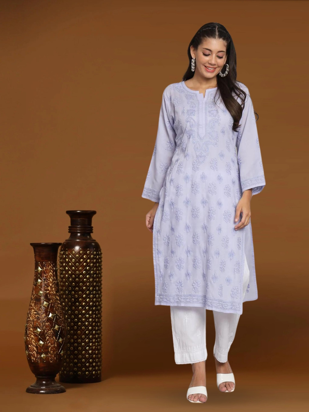 

PARAMOUNT CHIKAN Ethnic Motifs Embroidered Chikankari Kurta, Mauve