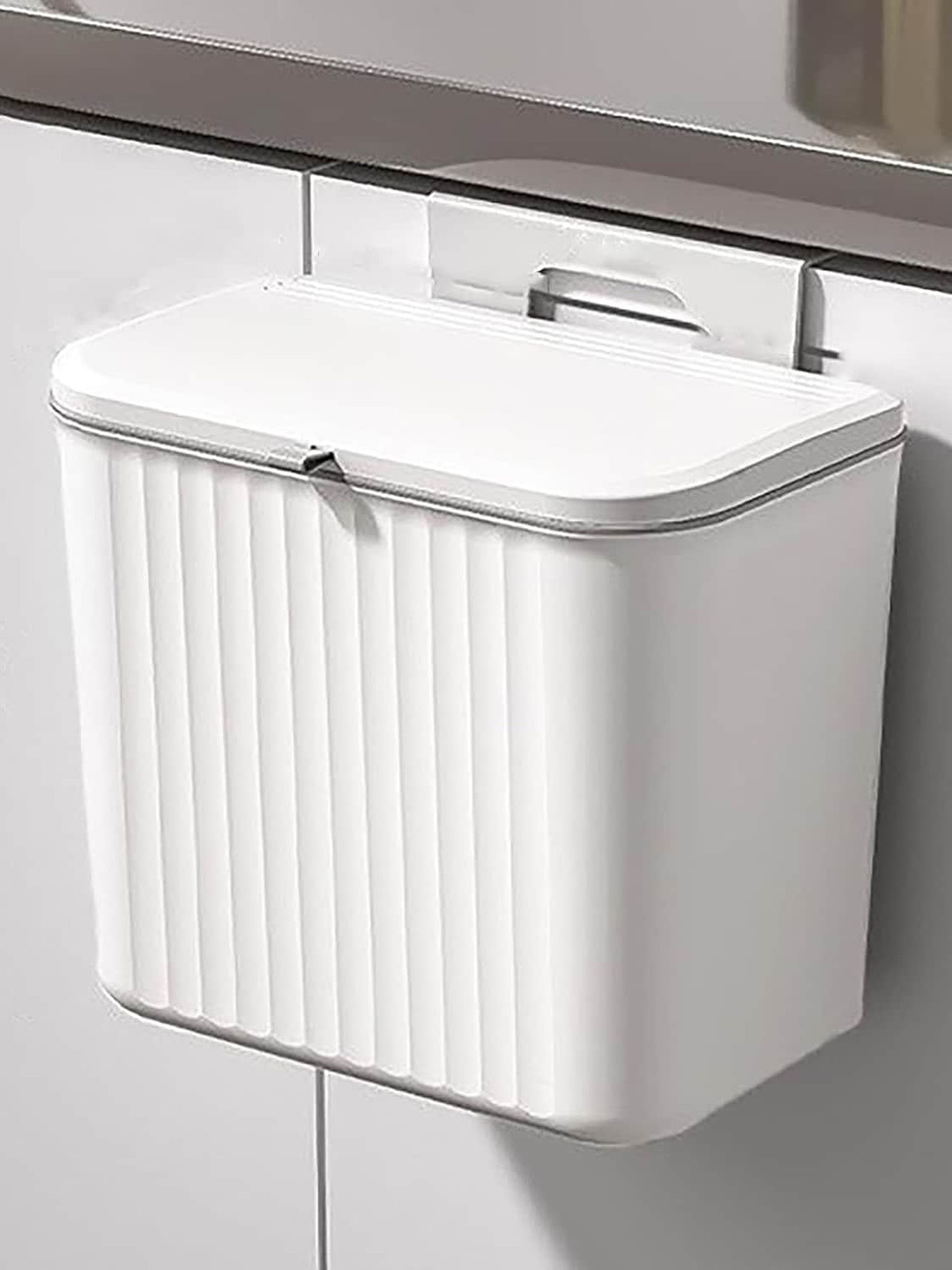 

HOUSE OF QUIRK White Double-Sided Open Lid Design Dustbin