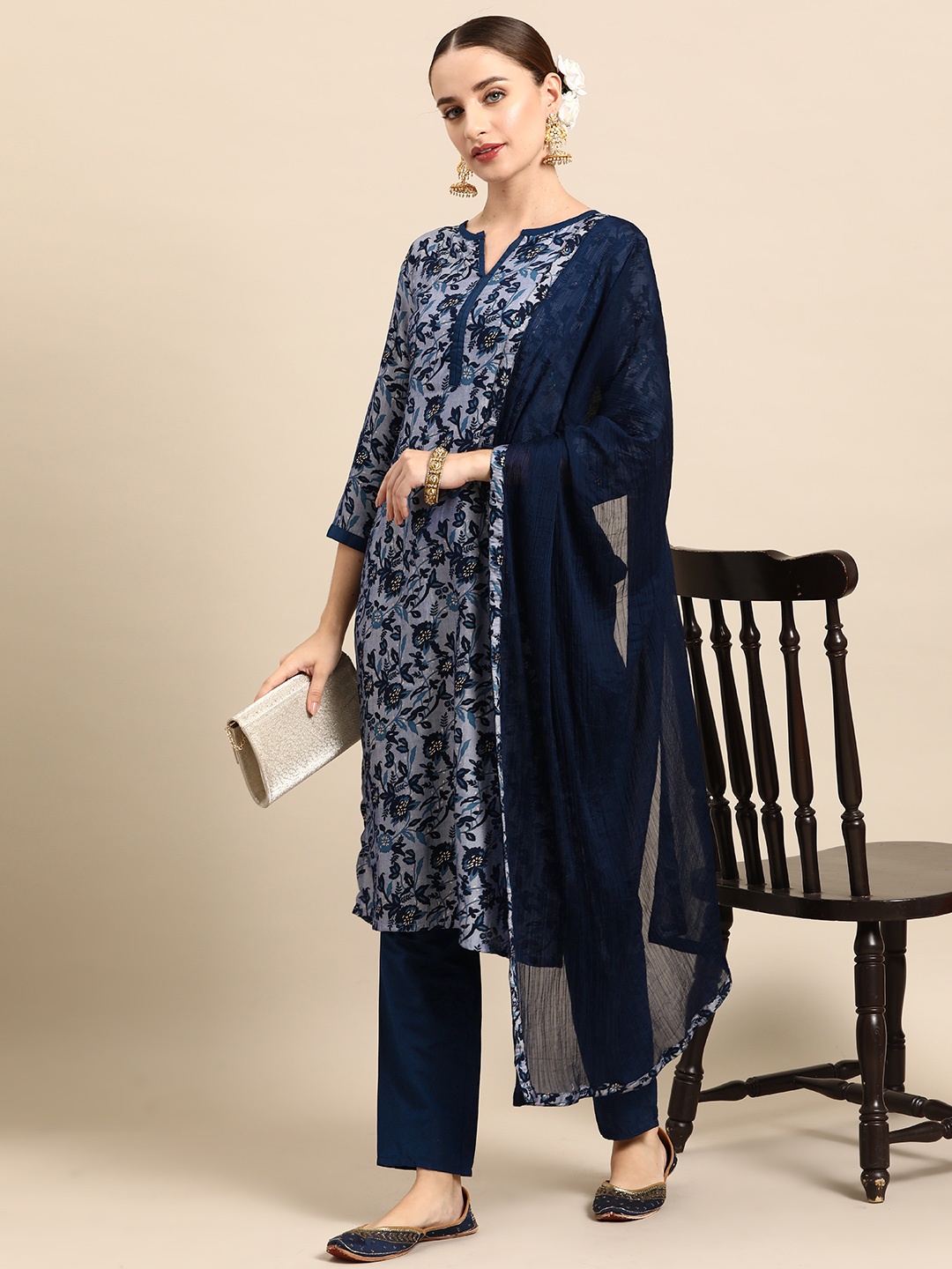 

Anouk Women Floral Printed Regular Silk Crepe Kurta with Trousers & With Dupatta, Blue