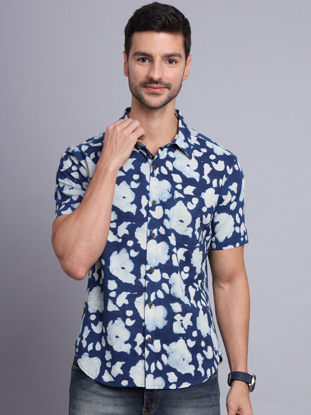 

Sutidora Floral Printed Classic Cotton Casual Shirt, Navy blue