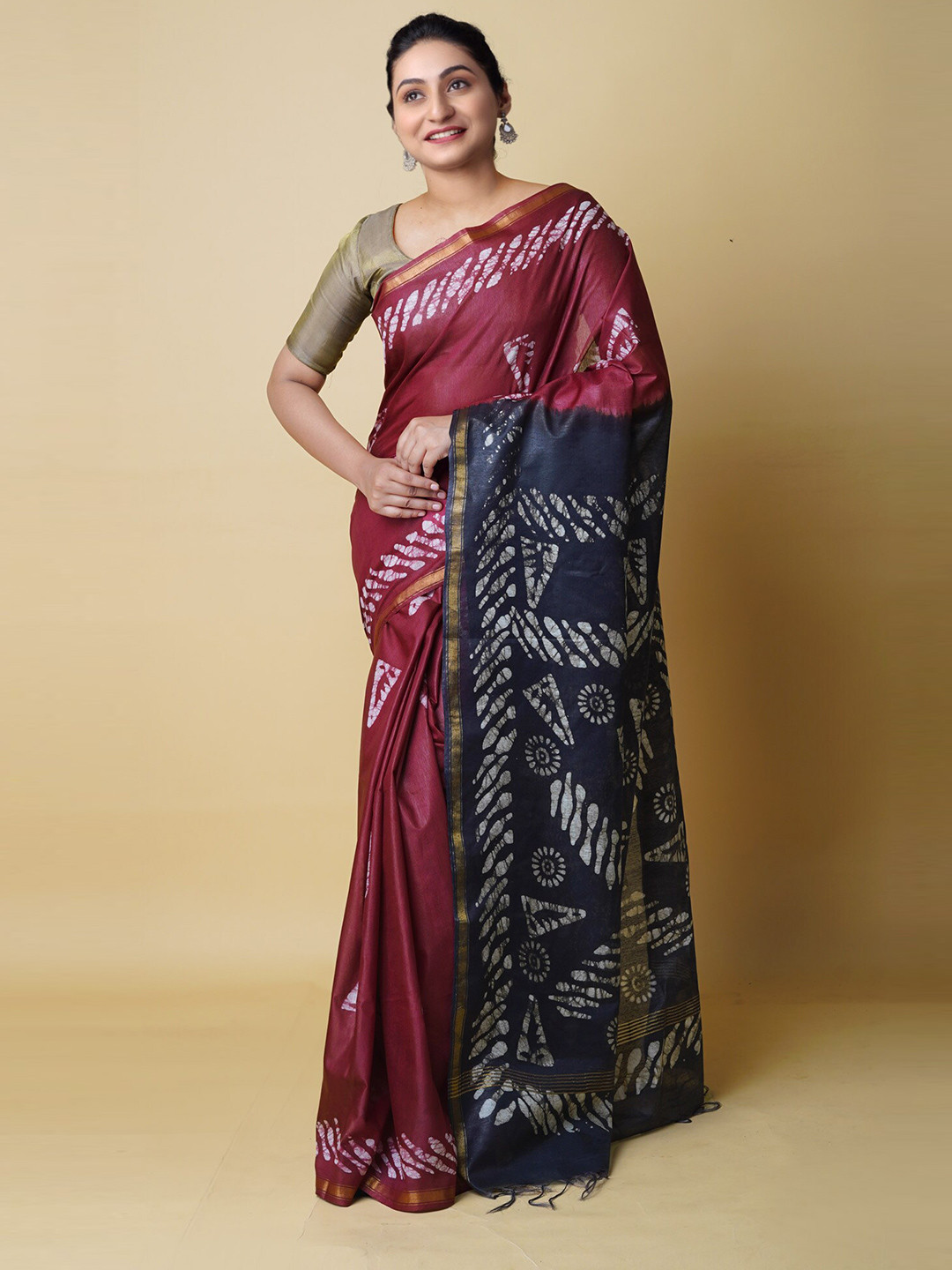 

Unnati Silks Batik Printed Zari Silk Cotton Chanderi Saree, Maroon