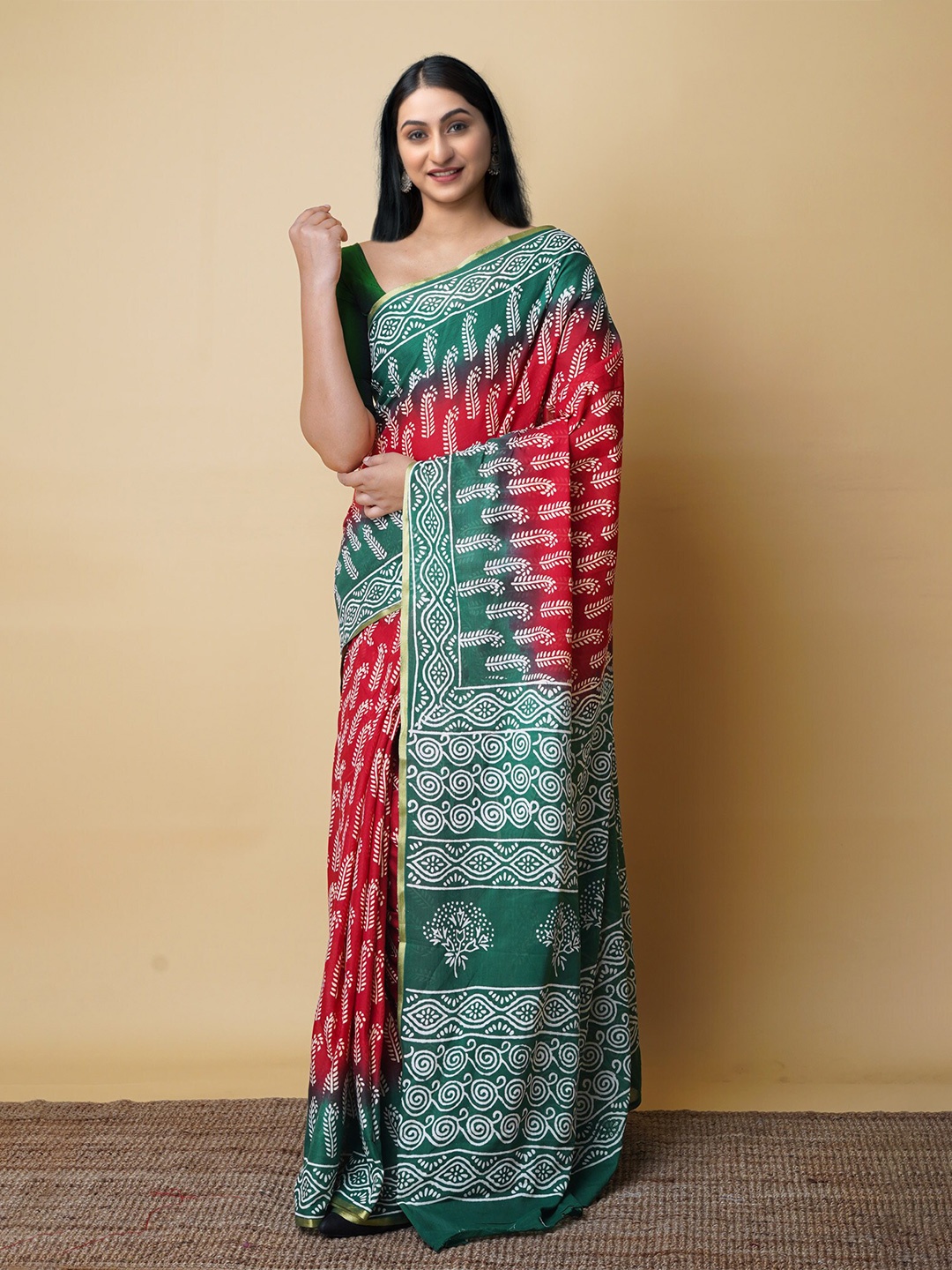 

Unnati Silks Ethnic Motifs Pure Cotton Dyed Block Print Saree, Red
