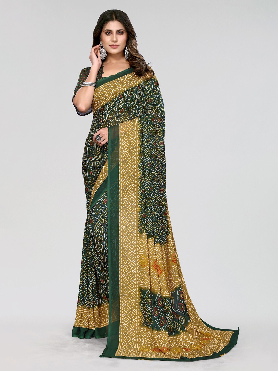 

Yashika Bandhani Printed Saree, Green