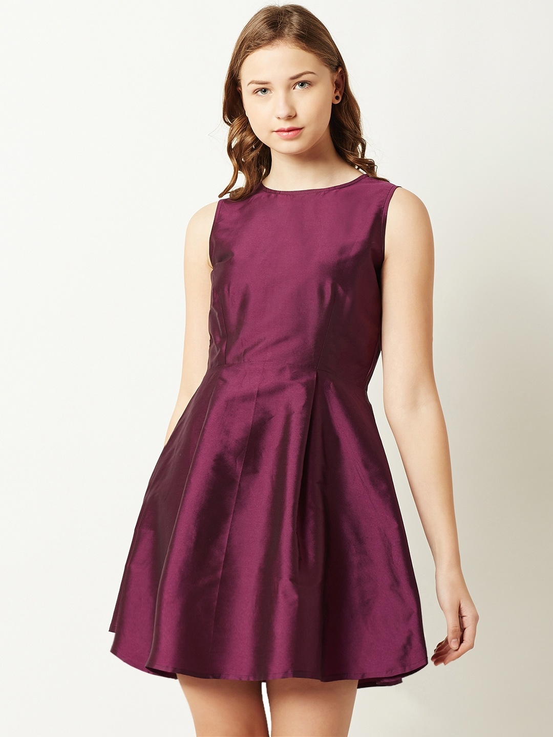 

Miss Chase Women Burgundy Solid Fit & Flare Dress