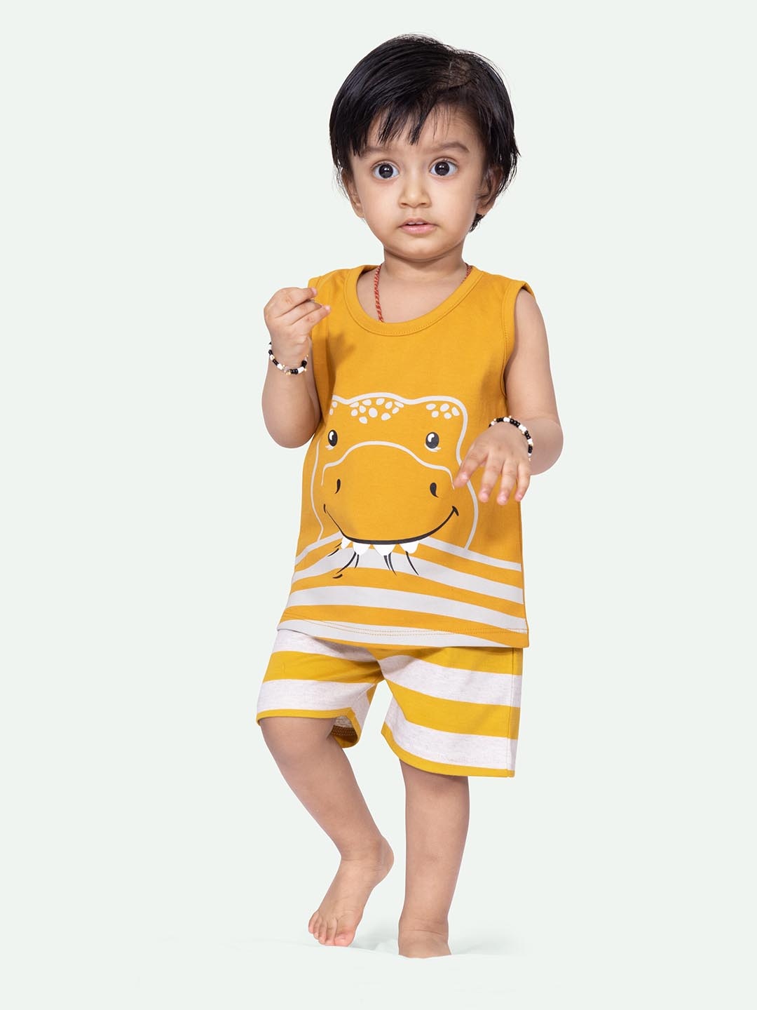 

ariel Kids Printed T-shirt with Shorts, Mustard