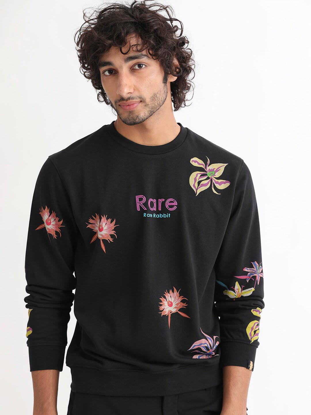 

RARE RABBIT Men Panton Floral Printed Sweatshirt, Black