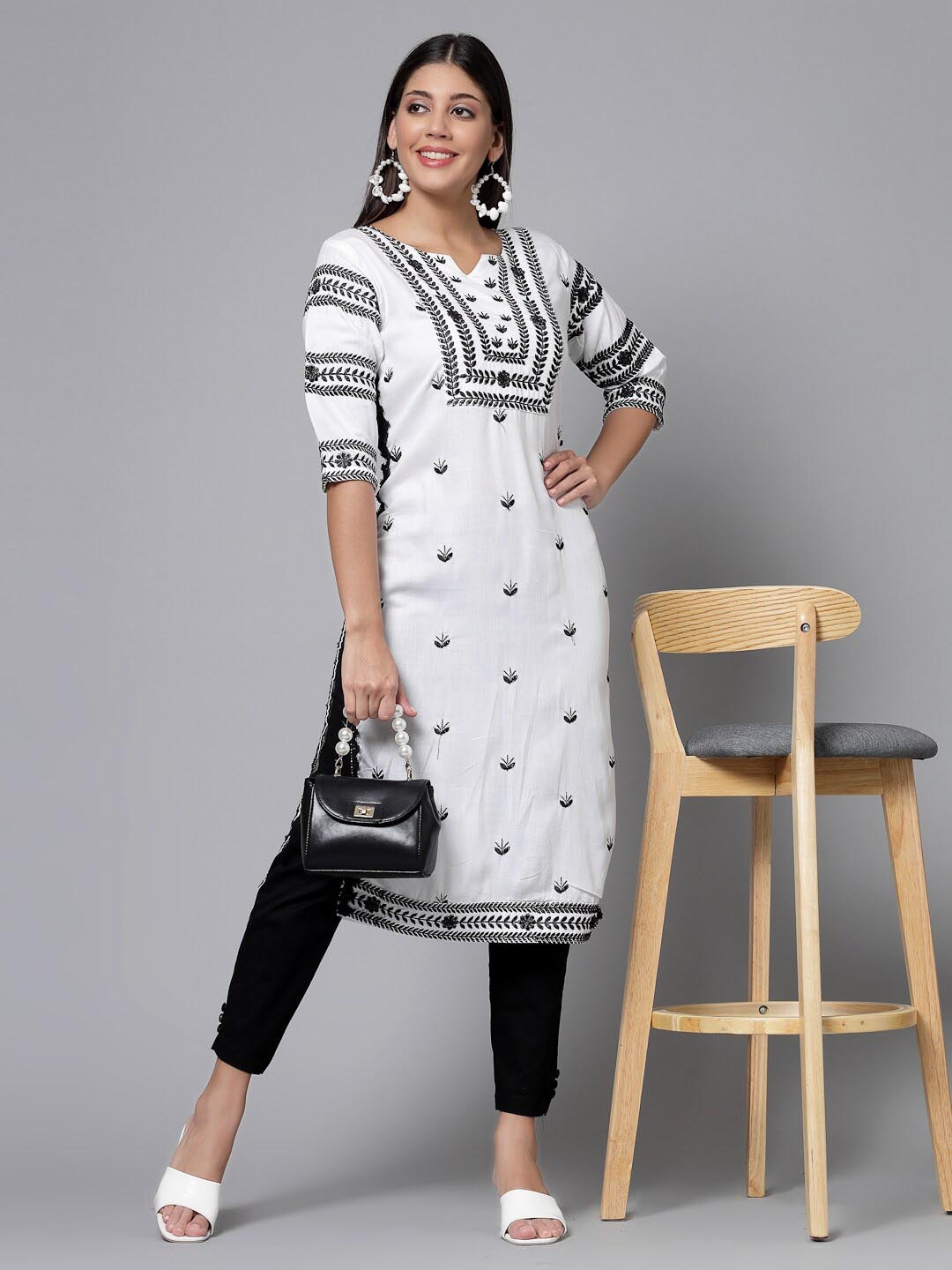 

Molly & Michel Ethnic Motifs Embroidered Straight Cotton Kurta, White