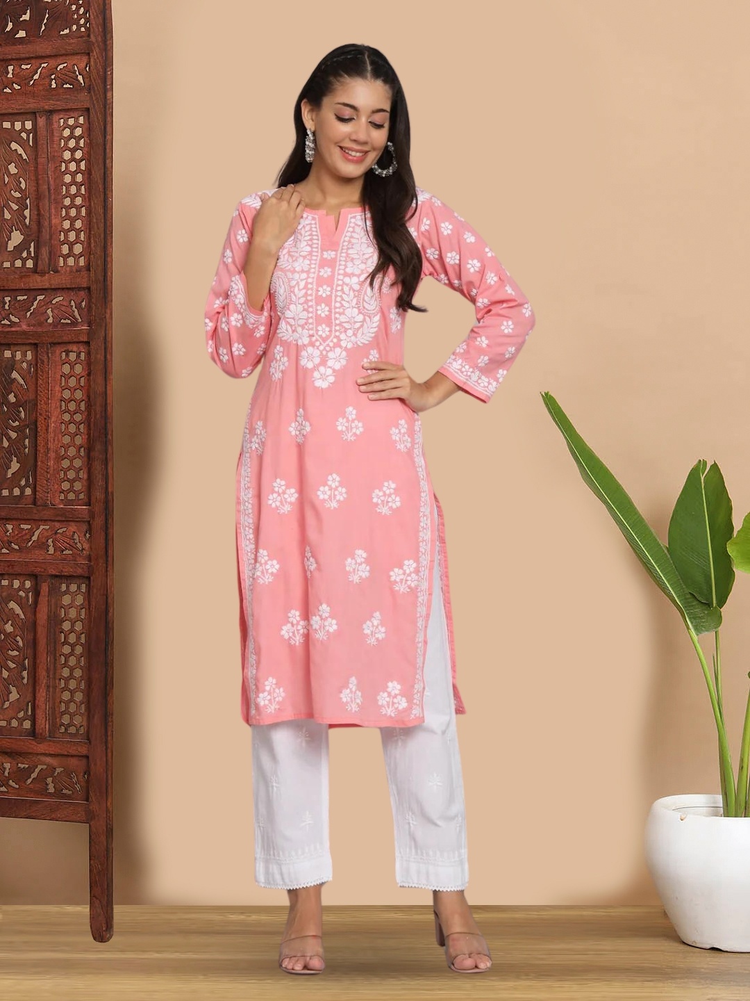 

PARAMOUNT CHIKAN Women Embroidered Chikankari Cotton Straight Kurta, Coral