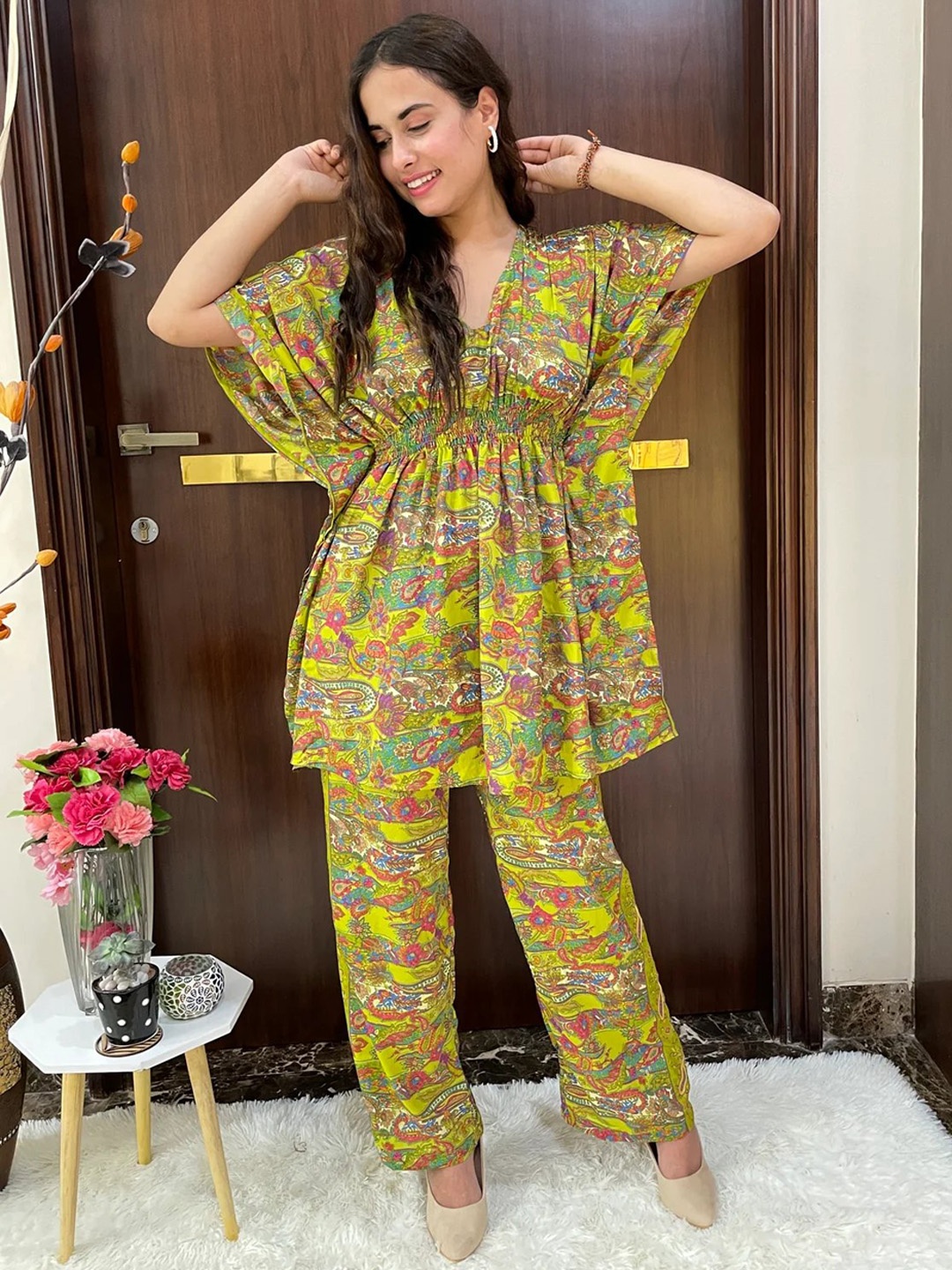 

smisingbee Printed V-Neck Kaftan Top & Trousers, Lime green
