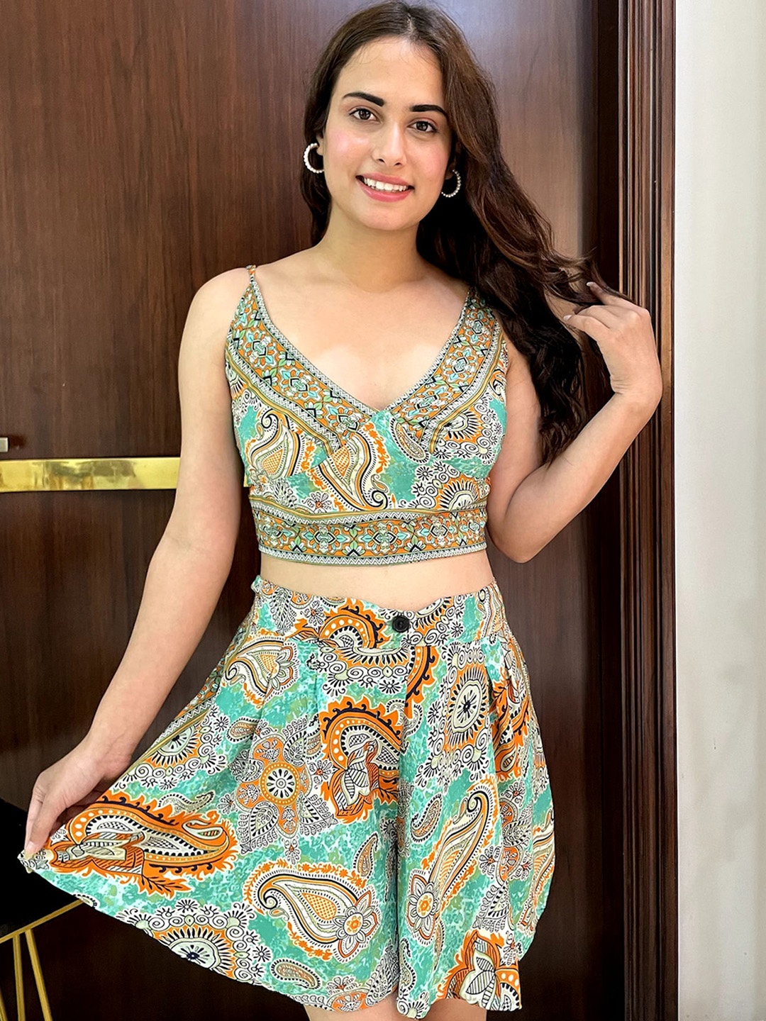

smisingbee Boho Printed Top & Shorts With Shrug, Green