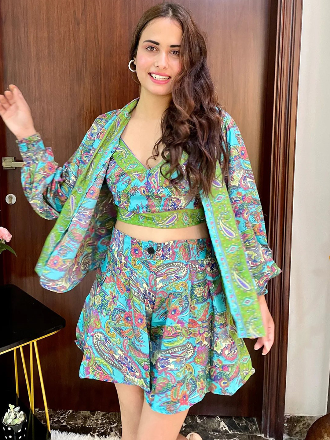 

smisingbee Boho Printed Top & Shorts With Shrug, Sea green