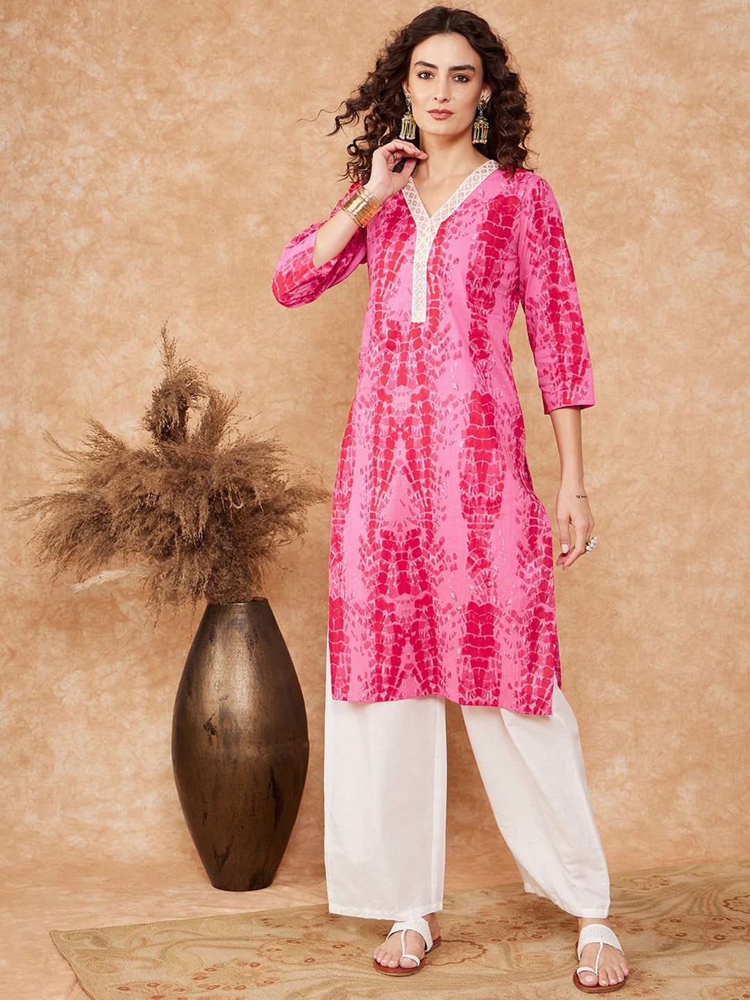 

InWeave Abstract Printed Laced Cotton Straight Kurta, Pink