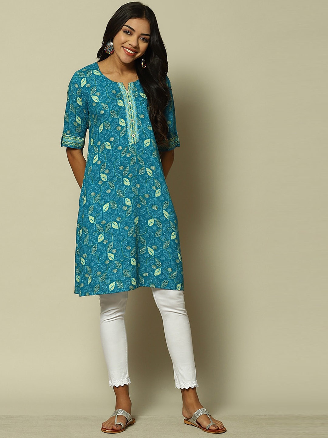 

Rangriti Floral Printed Round Neck Kurta, Teal
