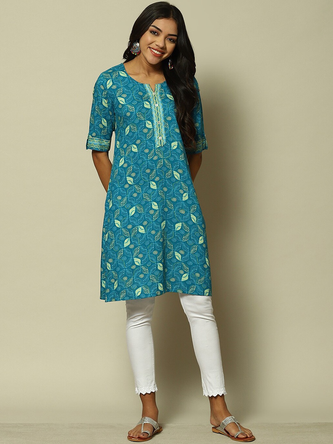 

Rangriti Conversational Printed Straight Kurta, Teal