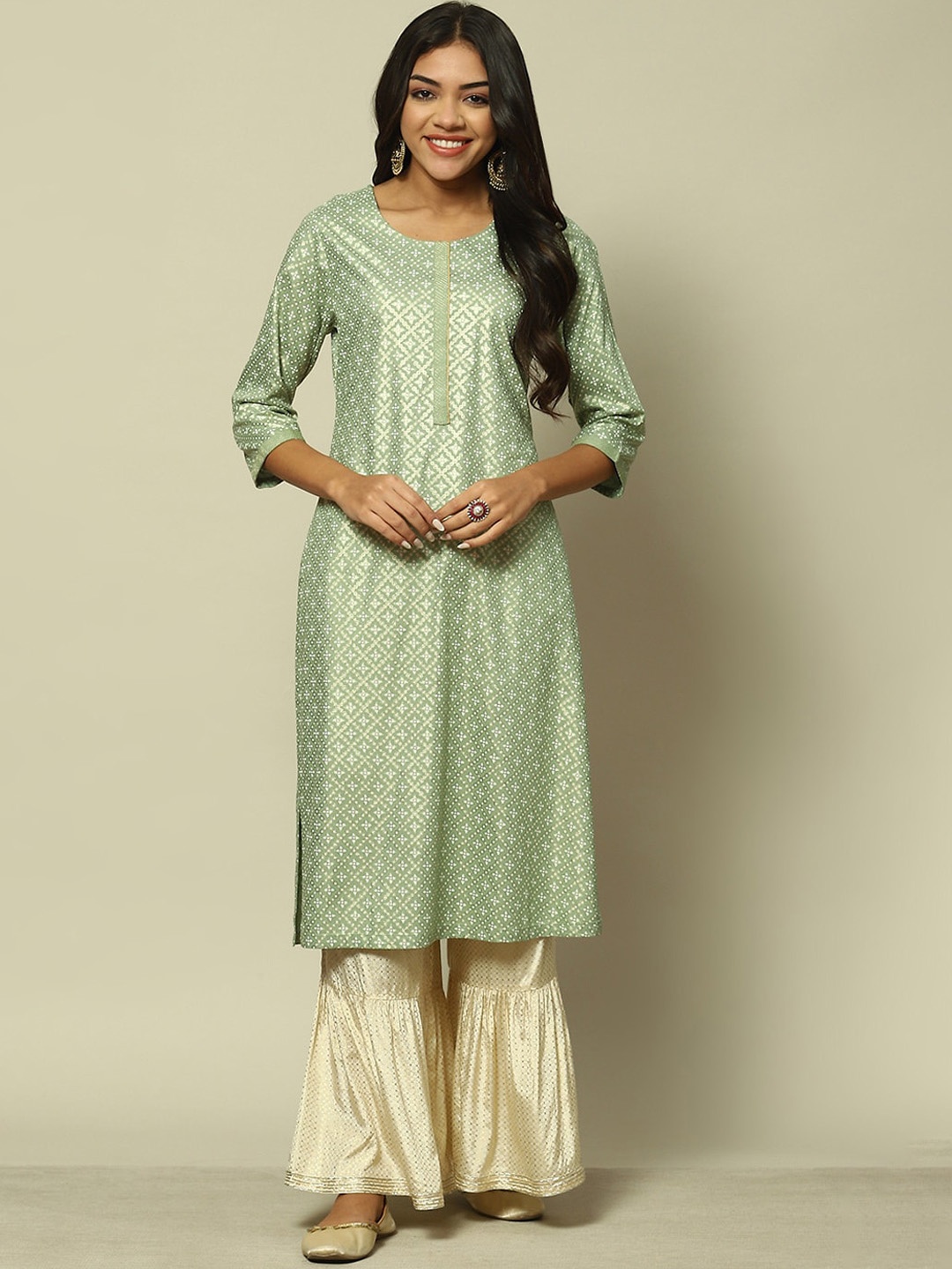 

Rangriti Floral Woven Design Round Neck Kurta, Green