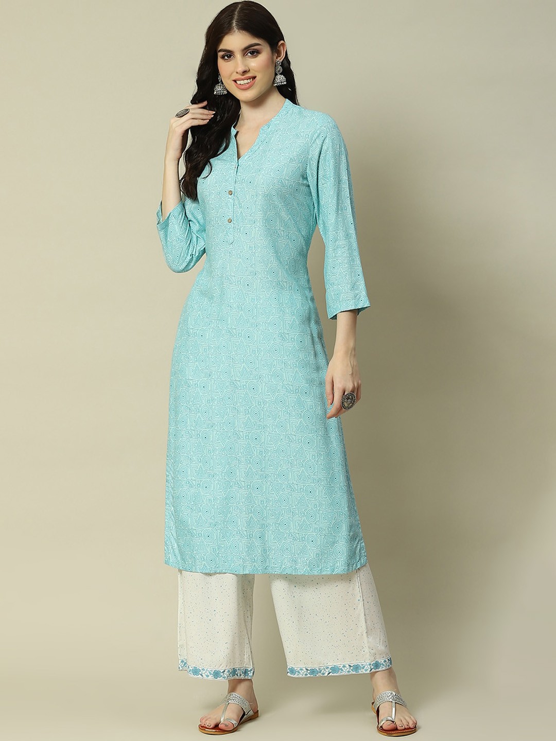 

Rangriti Geometric Printed Mandarin Collar Kurta with Palazzos, Blue