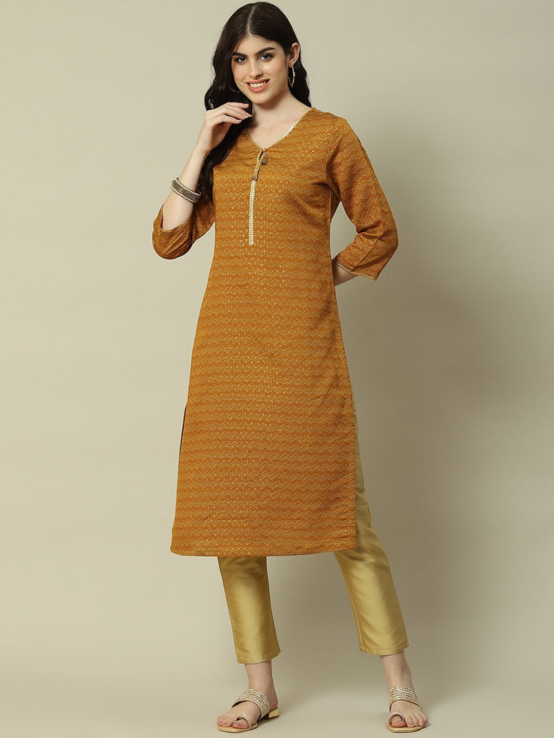 

Rangriti Geometric Woven Design Round Neck Kurta, Mustard