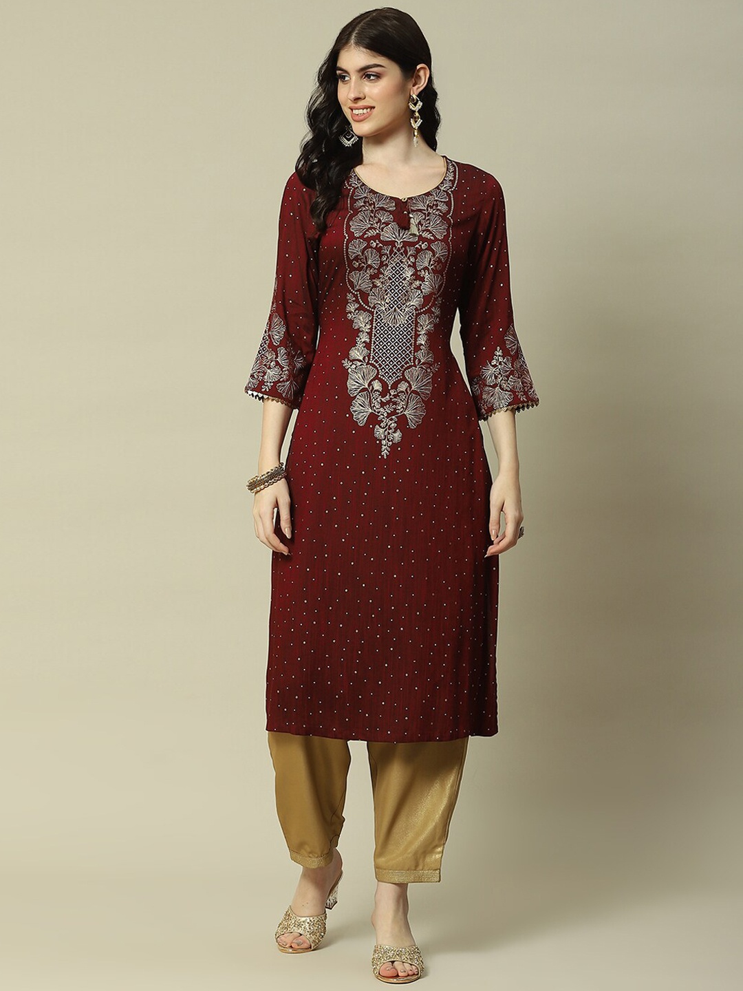 

Rangriti Floral Printed Round Neck Kurta, Maroon