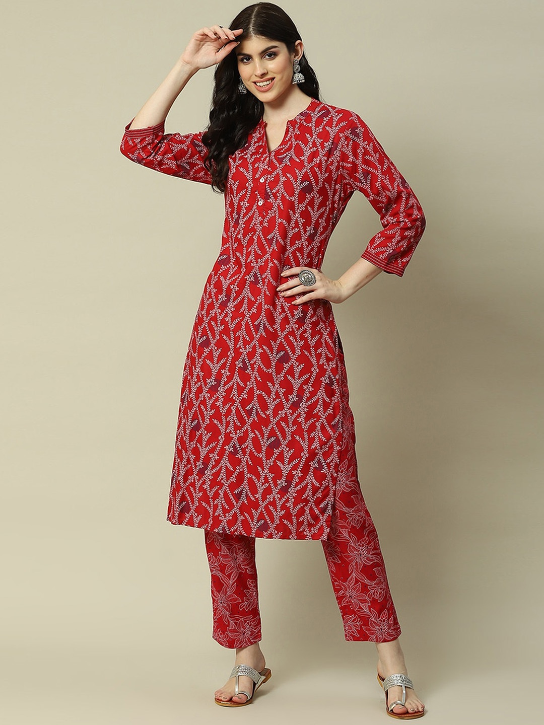 

Rangriti Ethnic Motifs Printed Mandarin Collar Straight Kurta With Trousers, Red