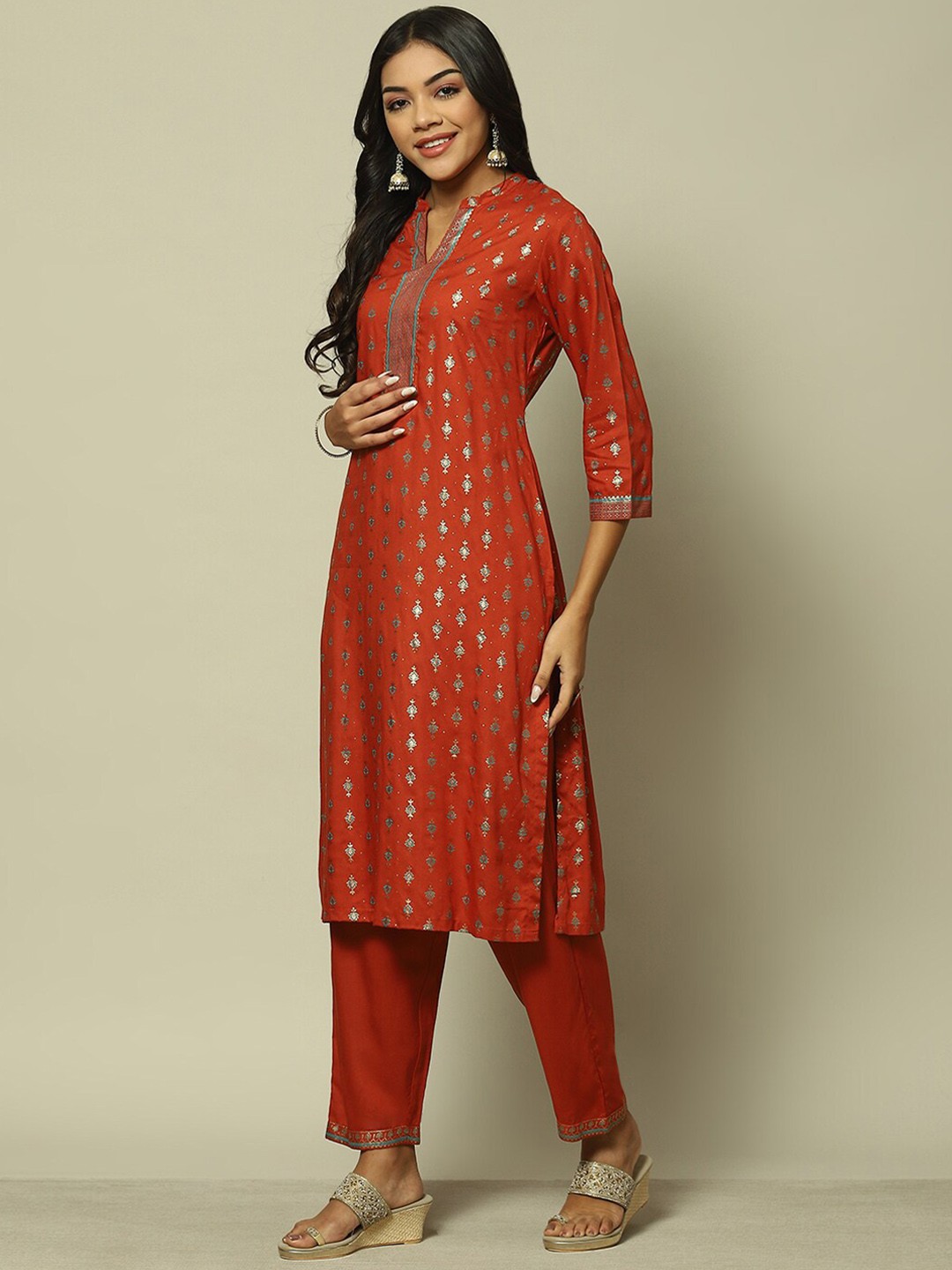 

Rangriti Ethnic Motifs Printed Regular Kurta With Trousers, Rust