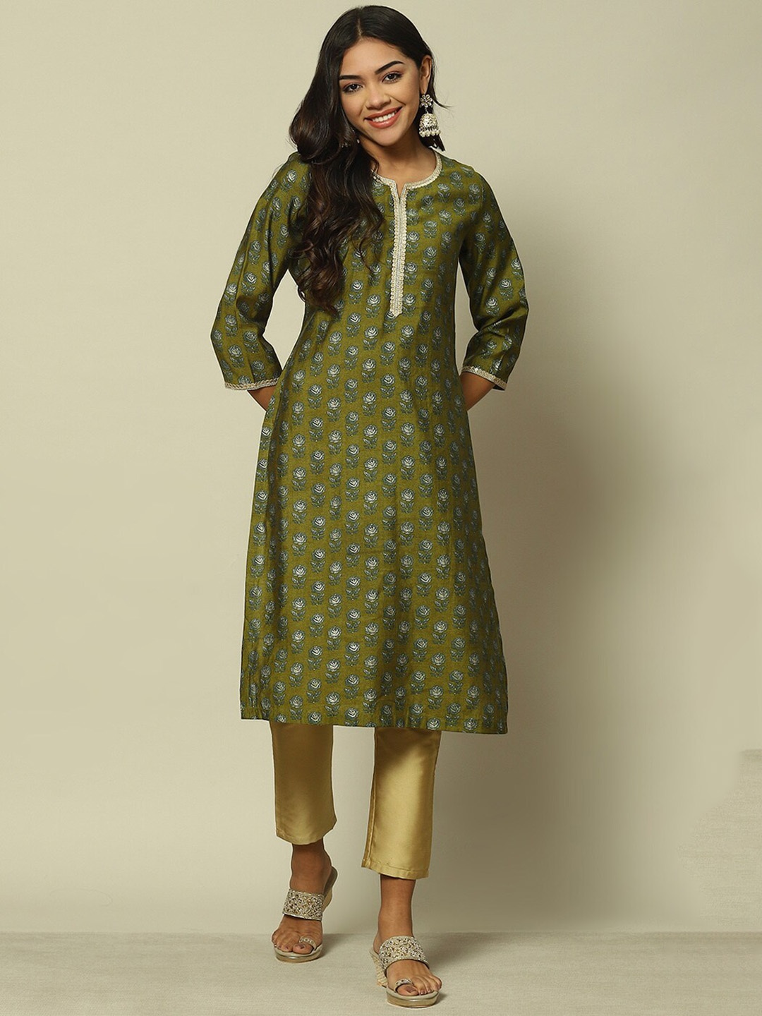 

Rangriti Women Ethnic Motifs Printed Straight Kurta, Green