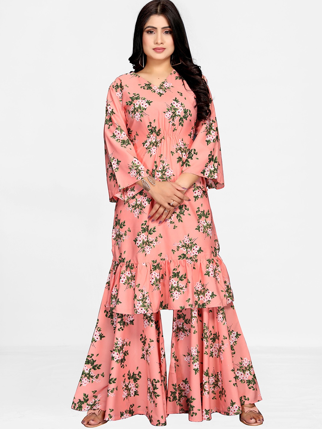 

SCUBE DESIGNS Floral Printed Tiered Kurta With Sharara, Pink