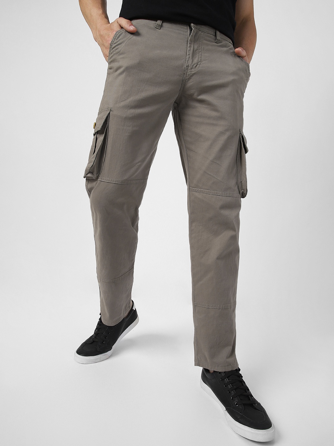 

Urbano Fashion Men Mid-Rise Cargos Trousers, Grey