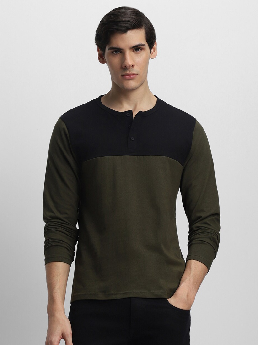 

Dennis Lingo Colourblocked Henley Neck Pure Cotton T-shirt, Olive