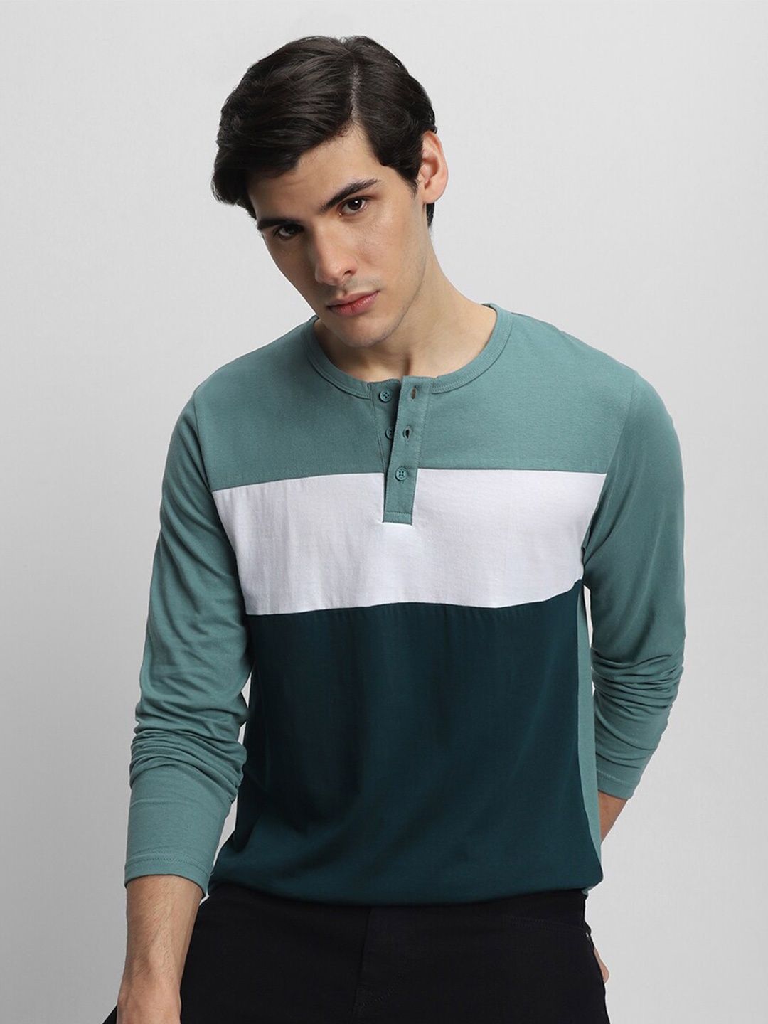 

Dennis Lingo Colourblocked Henley Neck Pure Cotton T-Shirt, Blue