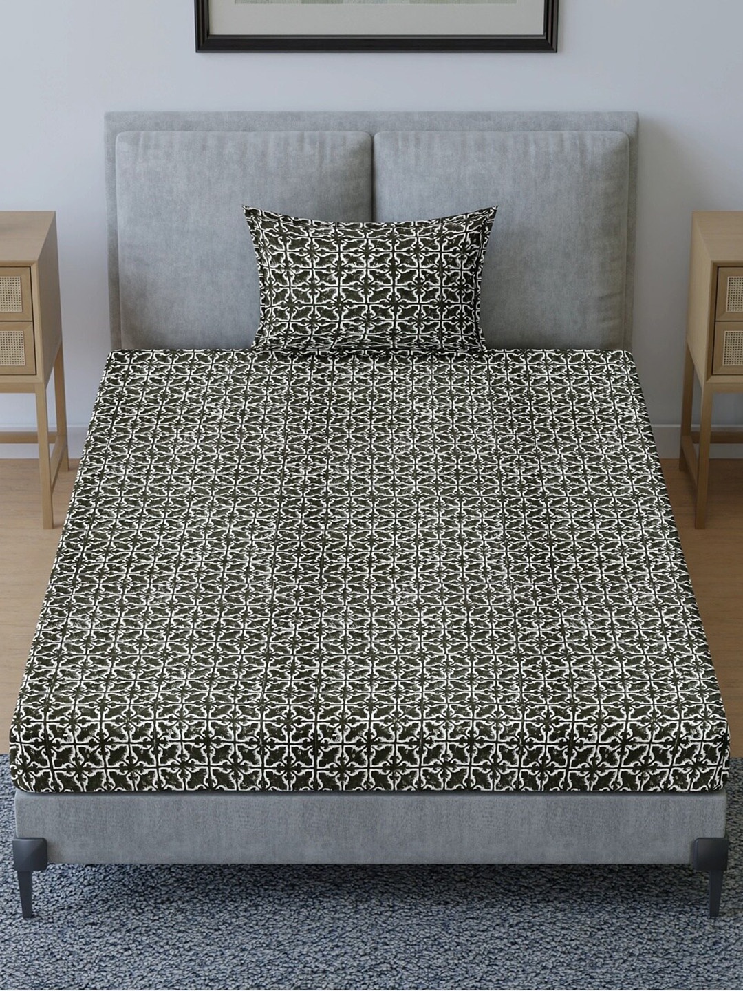 

Sangria Black & White Geometric 200 TC Pure Cotton Single Bedsheet With 1 Pillow Cover