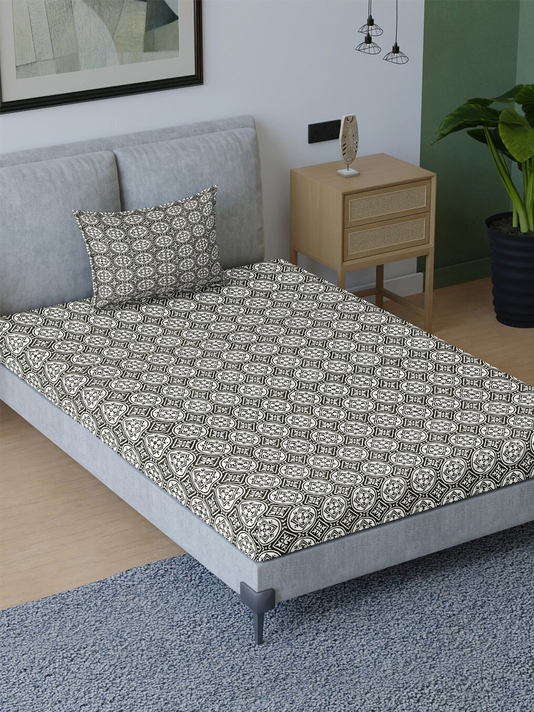 

Sangria Grey & White Ethnic-Printed 200TC Pure-Cotton Single Bedsheet Set