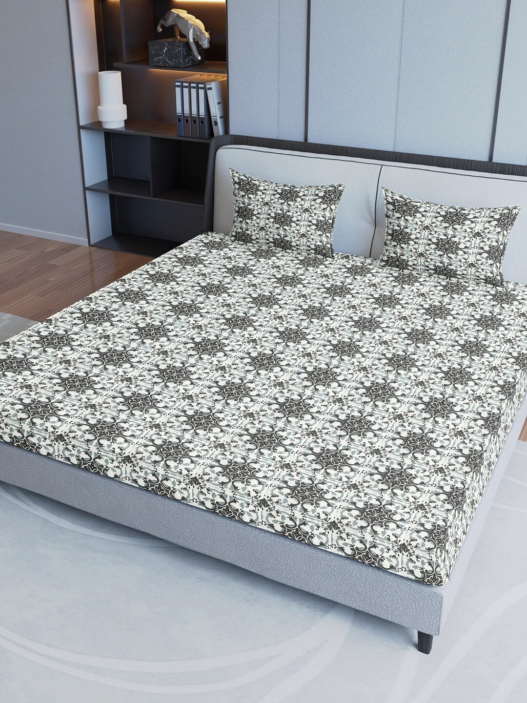 

Sangria Grey & White Ethnic-Printed 200TC Pure-Cotton King Bedsheet Set