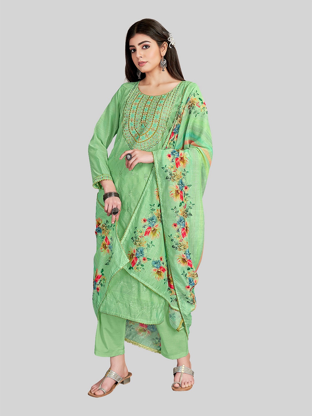 

TAVAS Embroidered Gotta Patti Unstitched Dress Material, Green