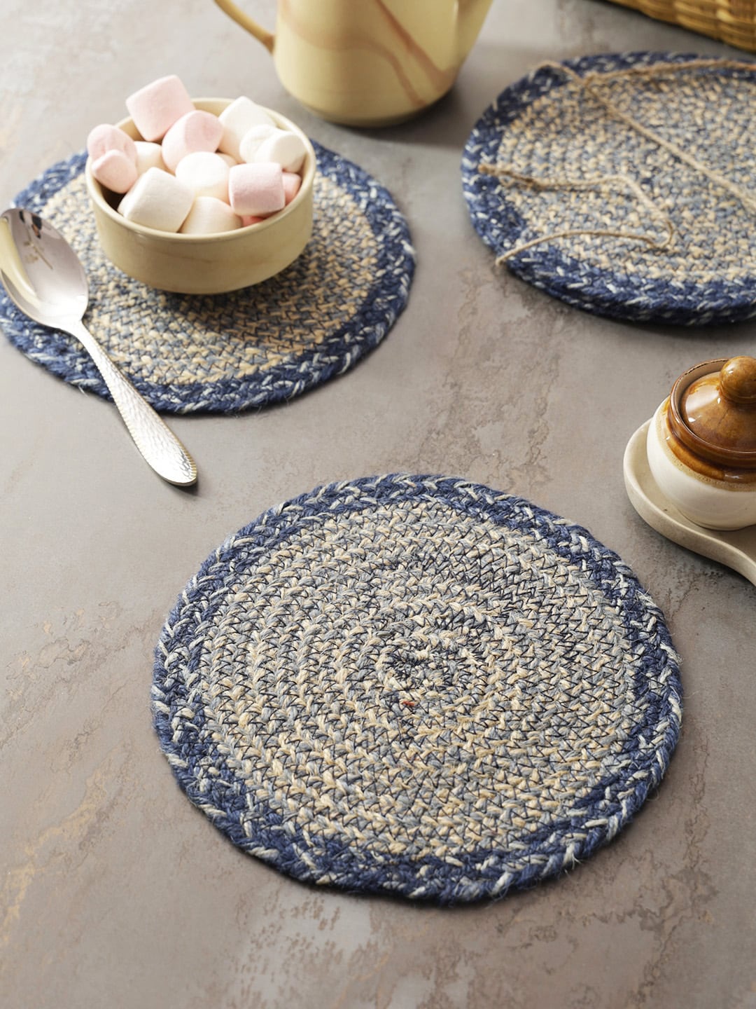 

eyda Blue 6 Pieces Woven Design Jute Trivets