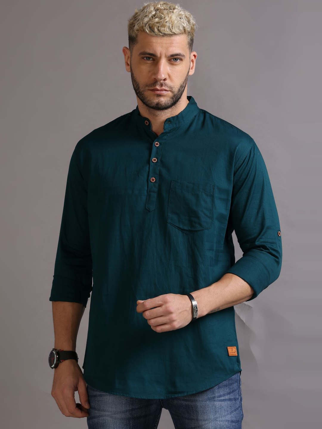 

Tallwalker Mandarin Collar Short Kurta, Green