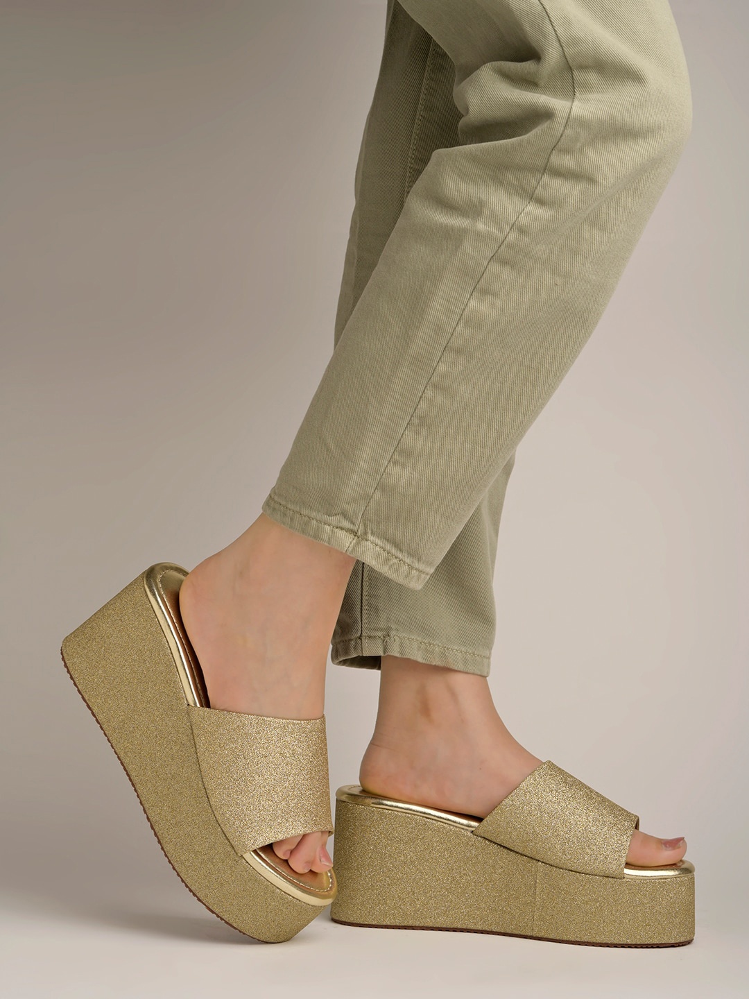 

Shoetopia Girls Textured Round Toe Wedge Heels, Gold