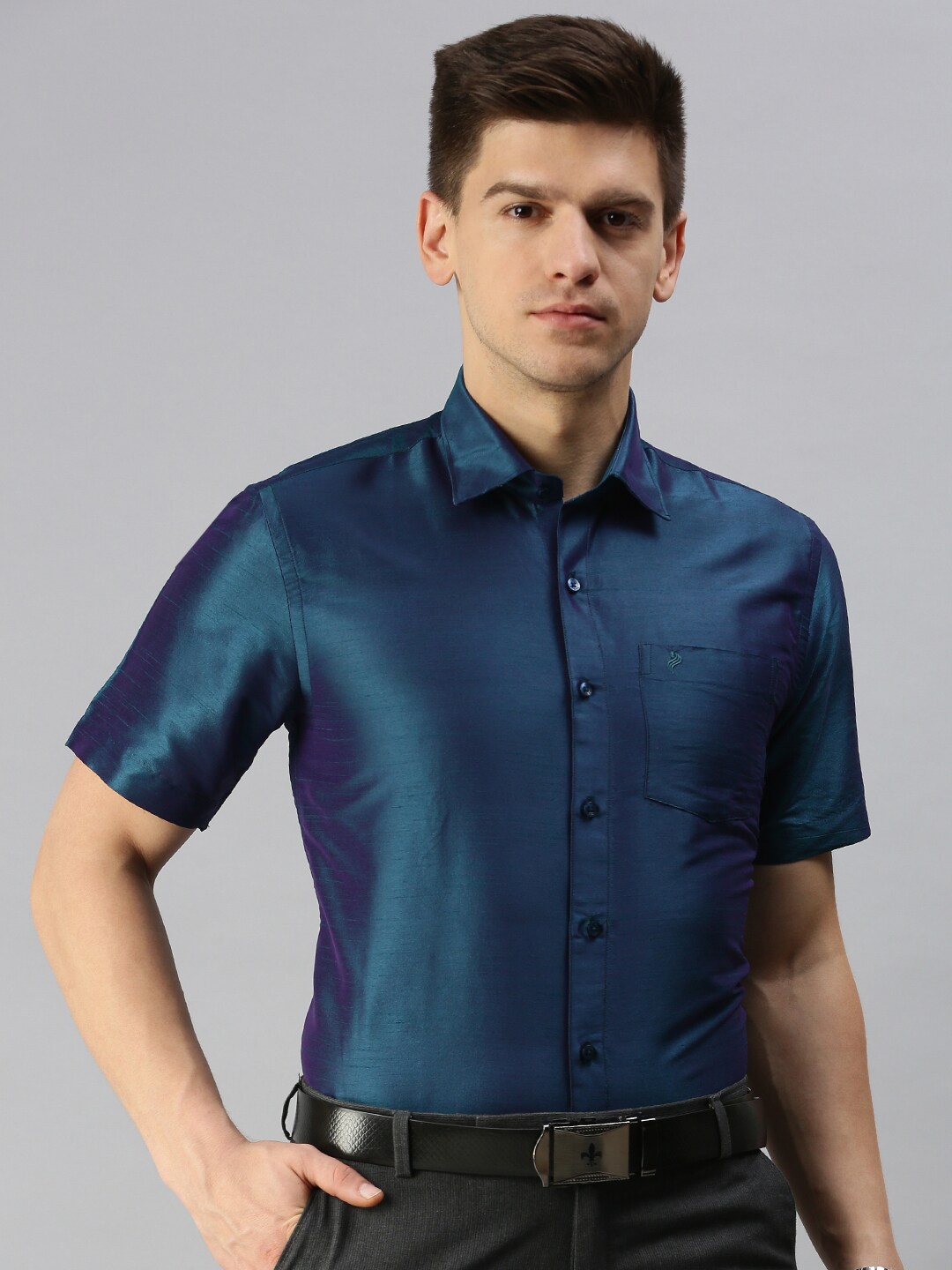 

ALAYA Slim Fit Spread Collar Opaque Formal Shirt, Green