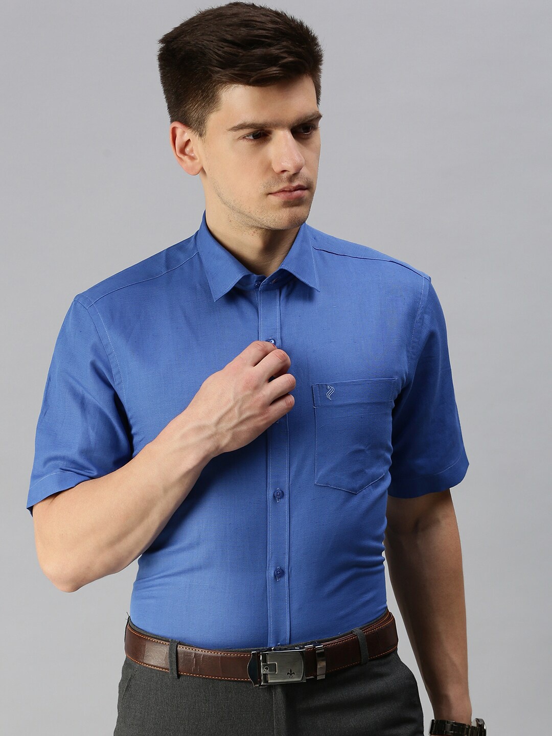 

ALAYA Slim Fit Spread Collar Opaque Cotton Linen Formal Shirt, Blue