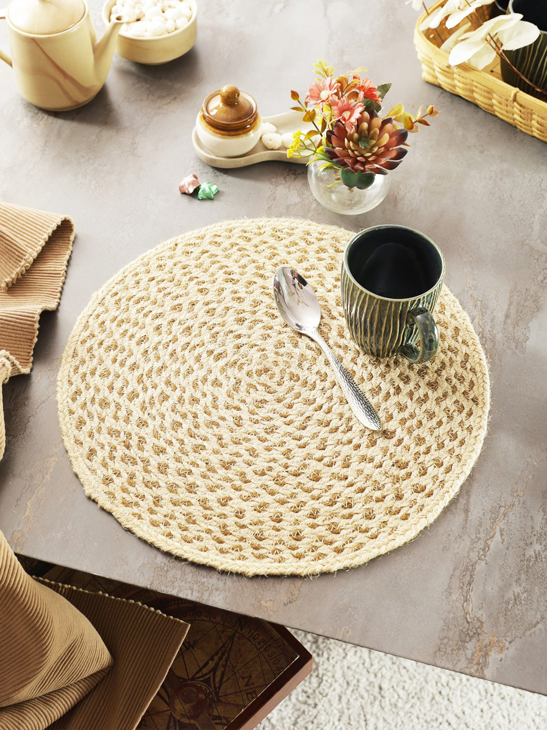 

eyda Beige 6 Pieces Jute Table Mats