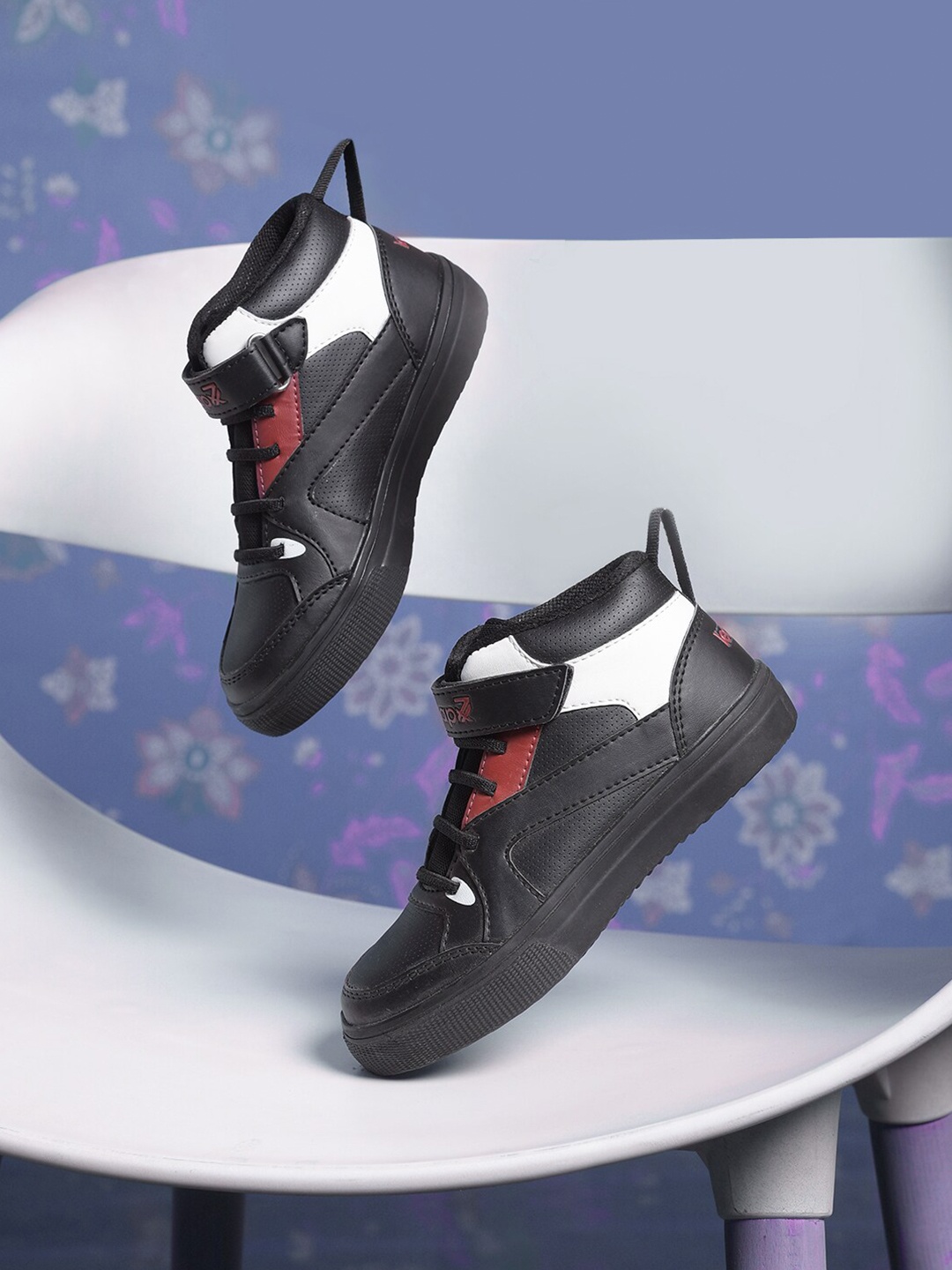 

Liberty Kids Mid-Top Marking Running Shoes, Black