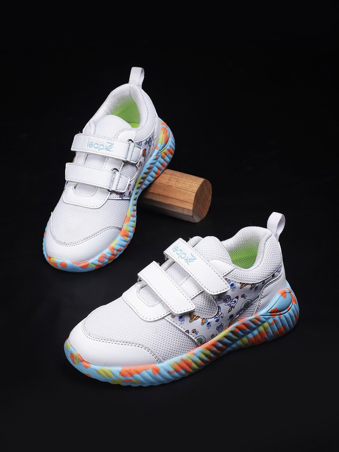 

Liberty Kids Running Shoes With Velcro Closure, White