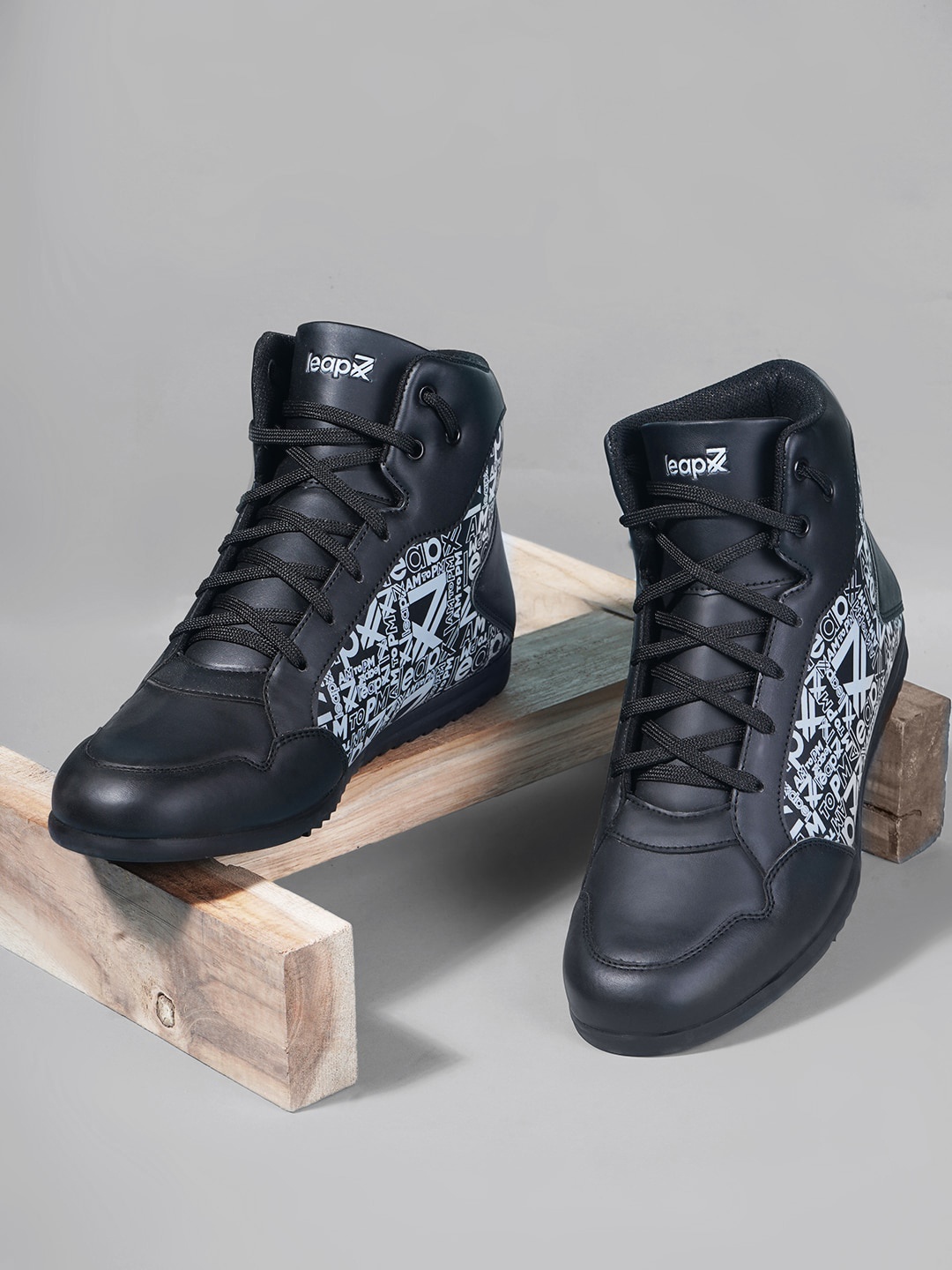 

Liberty Men Printed Memory Foam Lace-Ups Mid-Top Sneakers, Black